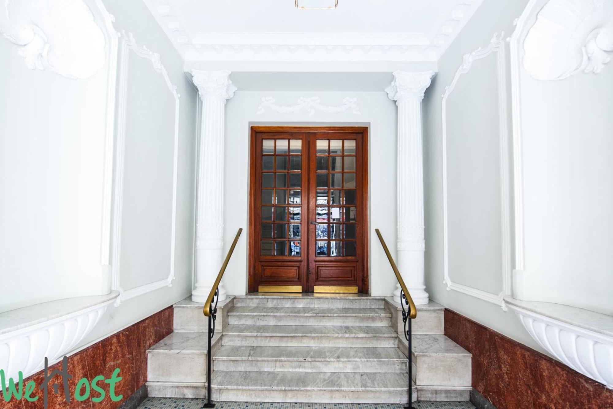 Leilighet Center Flat